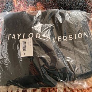 Taylor swift Taylor’s version crewneck